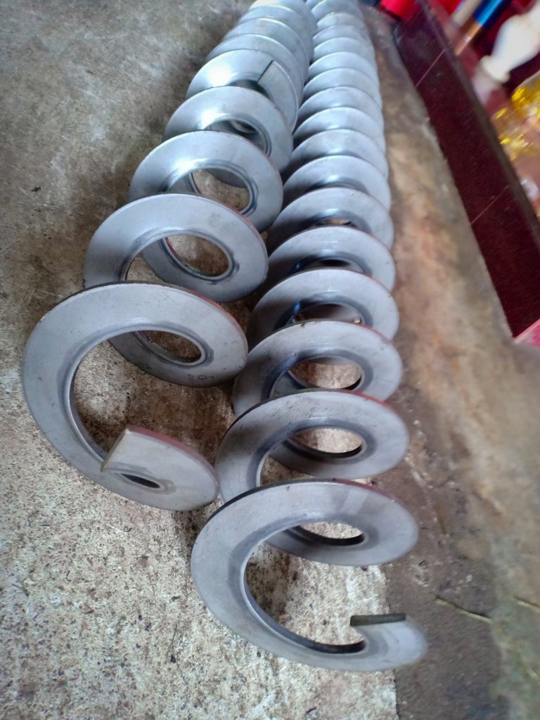 บริษัท แอท ซัคเซส สปริง จำกัด รับทําสปริง โรงงานผลิตสปริง โรงงานทำสปริง ผลิตสปริง ทำสปริงตามแบบ สั่งทำสปริง แผ่นสปริง สปริงขดลวด งานผลิตสปริง สปริงอุตสาหกรรม ออกแบบสปริง ขายสปริง สปริงเครื่องจักร สปริงดีด สปริงดัน สปริงดึง สปริงดึง Extension Spring สปริงดัน Compression Spring สปริงดีด torsion spring โรงงานผลิตสปริง สมุทรสาคร โรงงานทำสปริง สมุทรสาคร ผลิตสปริง สมุทรสาคร ทำสปริงตามแบบ สมุทรสาคร สั่งทำสปริง สมุทรสาคร แผ่นสปริง สมุทรสาคร สปริงขดลวด สมุทรสาคร งานผลิตสปริง สมุทรสาคร สปริงอุตสาหกรรม สมุทรสาคร ออกแบบสปริง สมุทรสาคร ขายสปริง สมุทรสาคร สปริงเครื่องจักร สมุทรสาคร รับทำใบสกรู สกรูลำเลียง สกรูคอนเวเยอร์ ใบเกลียว ม้วนท่อตามแบบ เครื่องโม่หิน สปริงโรงโม่ สปริงเครื่องเขย่า สปริงปทุมธานี สปริงนนทบุรี สปริงชลบุรี